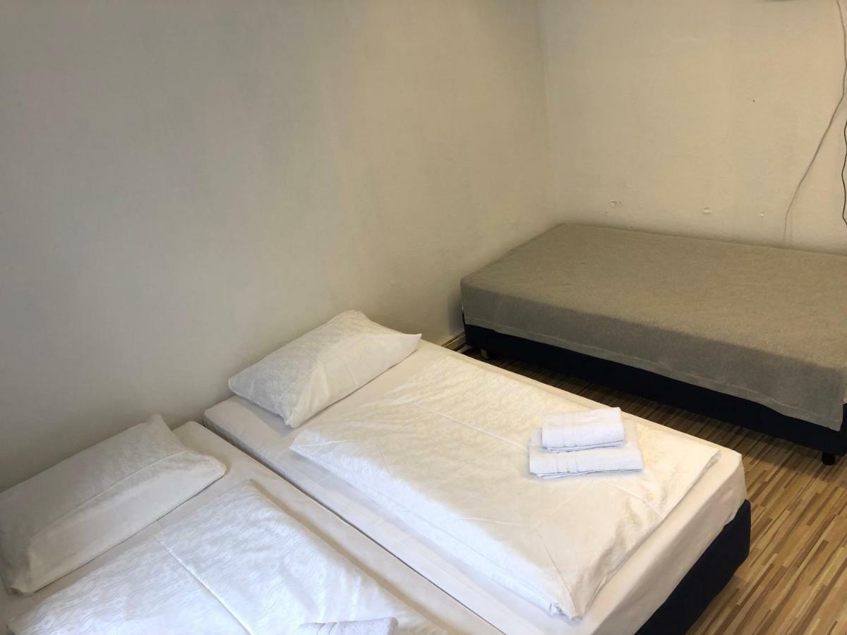 Downtown City - Privaterooms Fürth المظهر الخارجي الصورة